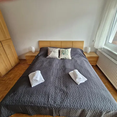 Sankt Johannerhof Hotel *